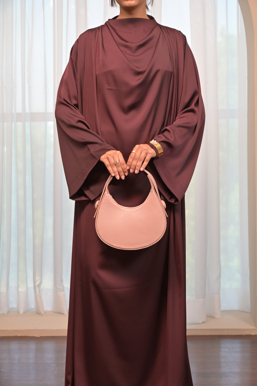 HOBO Half-Moon Pink